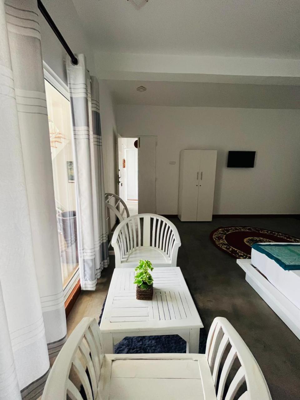 Sunset Sands Hikkaduwa Cameră foto